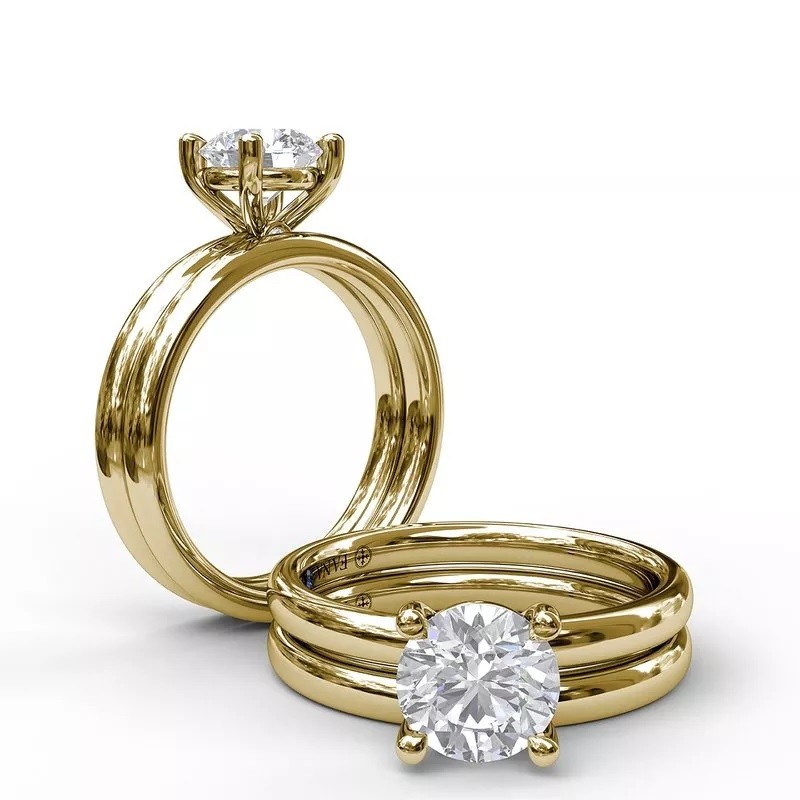Fana Classic Round Solitaire Engagement Ring in Yellow Gold