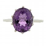 14W Oval Amethyst Ring