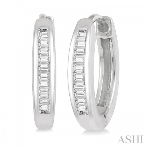 Ashi 1/10 CTW Baguette Diamond Huggie Earrings