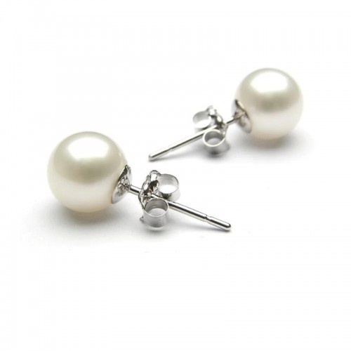 6-7mm AAA Freshwater Pearl Studs in 14KW