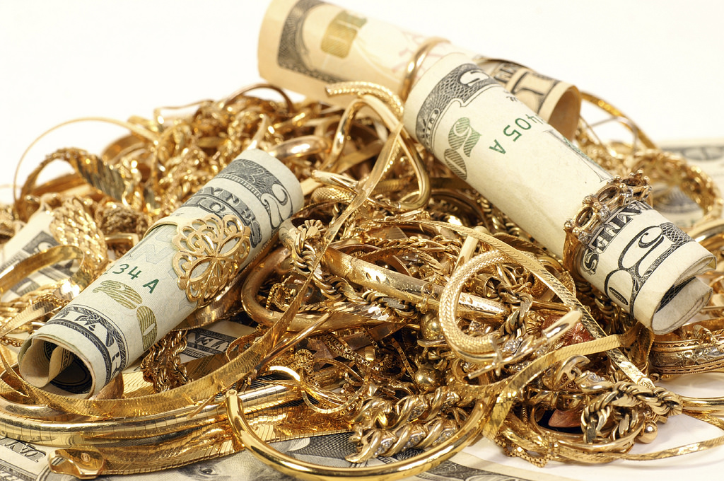 Inside the Gold Selling Process